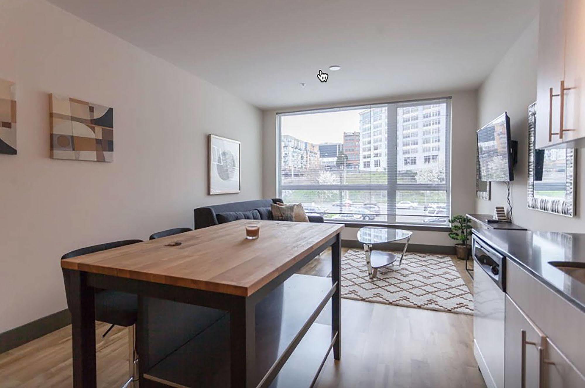 Belltown Waterfront Suites By Barsala Сіетл Екстер'єр фото